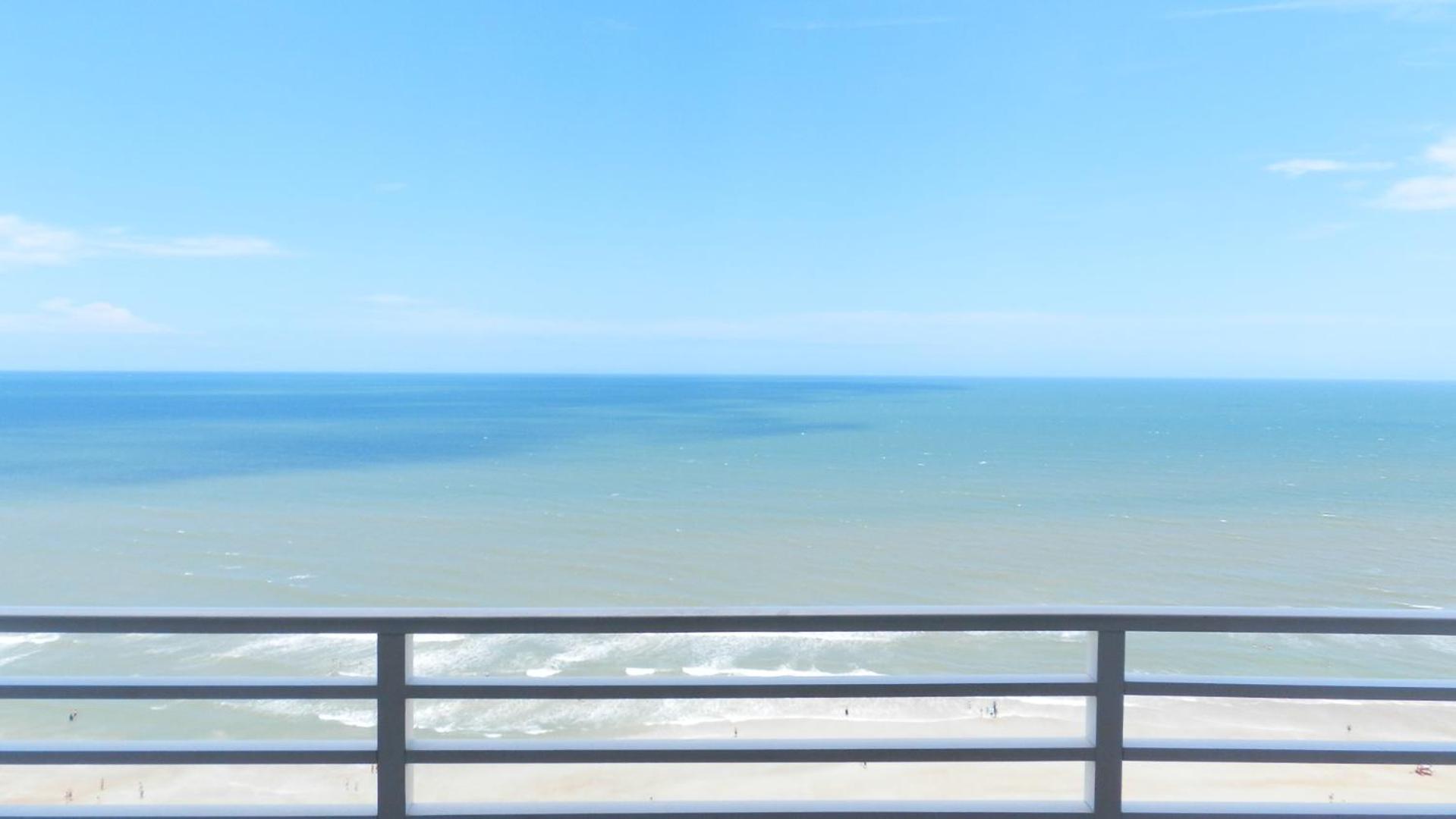 Ocean Walk Resort 2 Bedroom Direct Oceanfront - Highly Desired North Tower Unit 2321 Daytona Beach Exterior foto